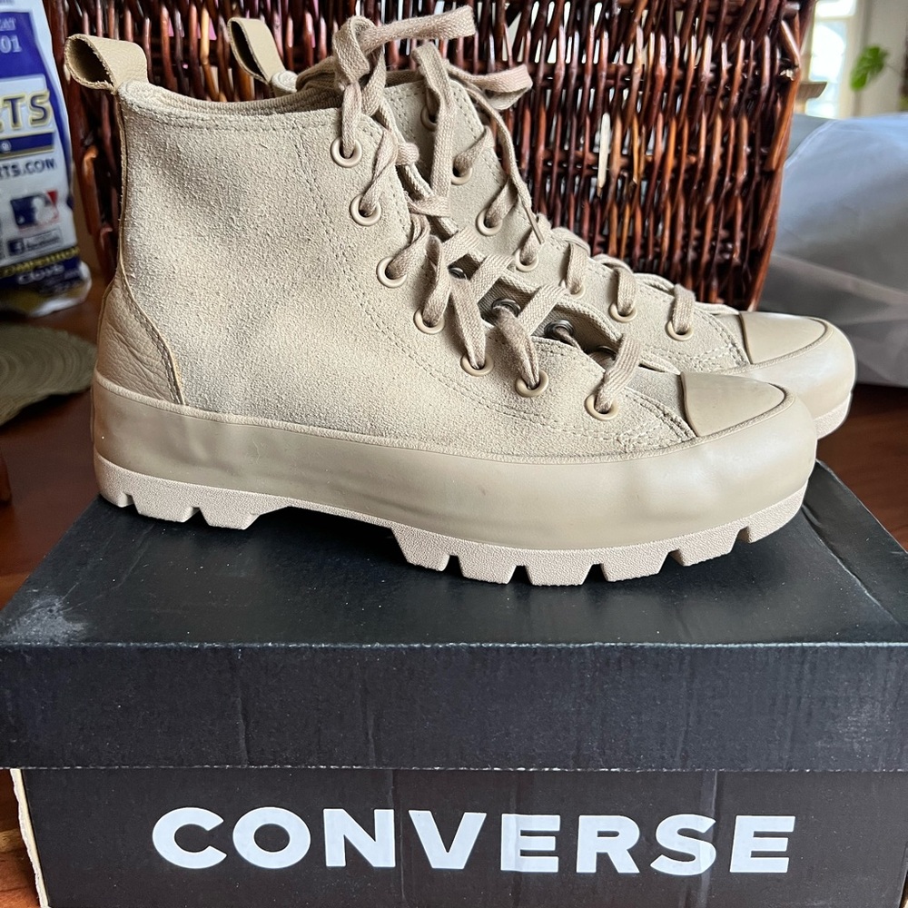 Converse Chuck Taylor Nomad Khaki Womens 7.5